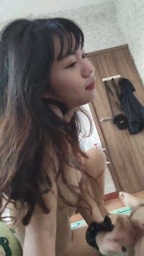 sex clip - Em ny lên nhún gậy thịt